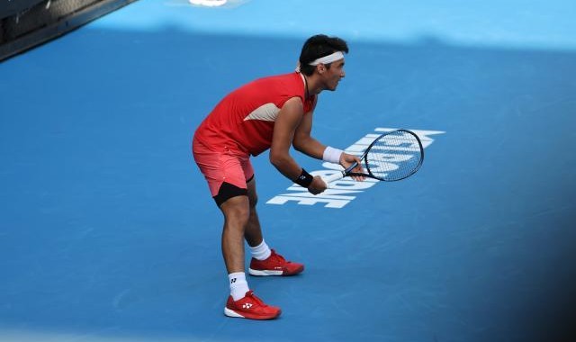 布云朝克特：当冲击者成了被冲击者