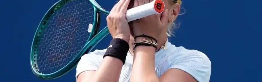 女单半决赛留下最大悬案：阿尼西莫娃会成为第二个最大铺路工？