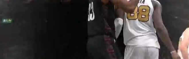 MK体育APP-牵制力太强！小迈克尔·波特突破 抛传助飞克拉克斯顿空接暴扣