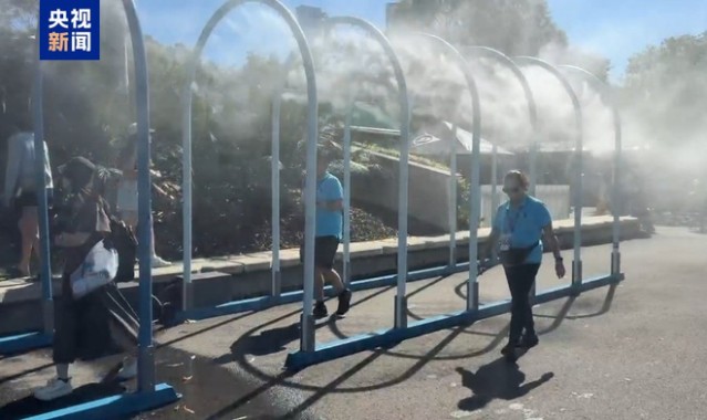 MK体育下载-39摄氏度 澳网露天球场比赛因高温暂停|央视新闻|央视|澳大利亚网球公开赛|墨尔本|王欣瑜_新浪新闻