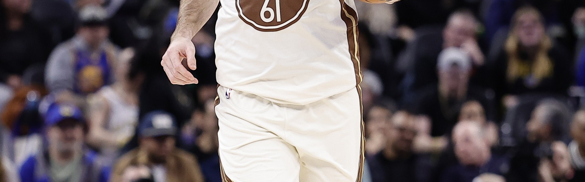 MK体育APP-库里过去11场缺席期间 斯潘塞3场得分全队最高 梅尔顿&amp;穆迪2次