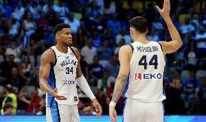 挺进四强！米托格卢：我们还有两场硬仗要打 必须保持低调专注