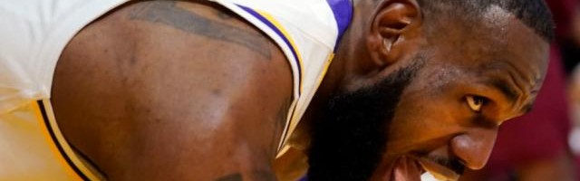 MK体育娱乐-交易谈判碰壁 湖人交易改变不了詹眉下滑的现实