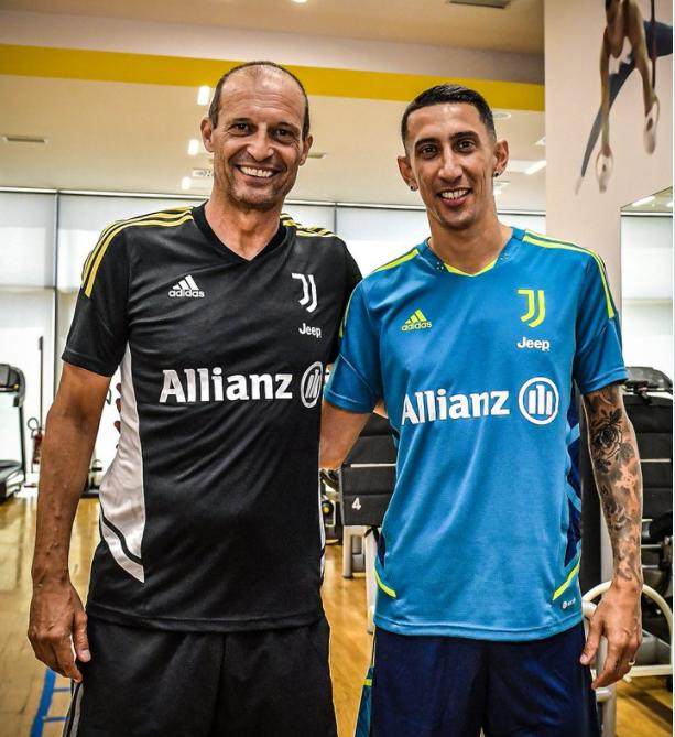 1657427275247040759.png 1657427317231.png